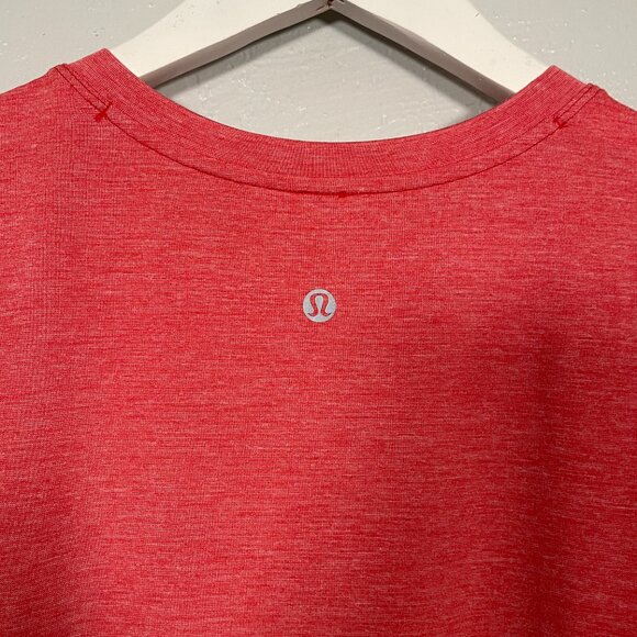 Lululemon Men L Heathered Lulu Red T.H.E. Crew Shirt Short Sleeve Athletic - Picture 8 of 8